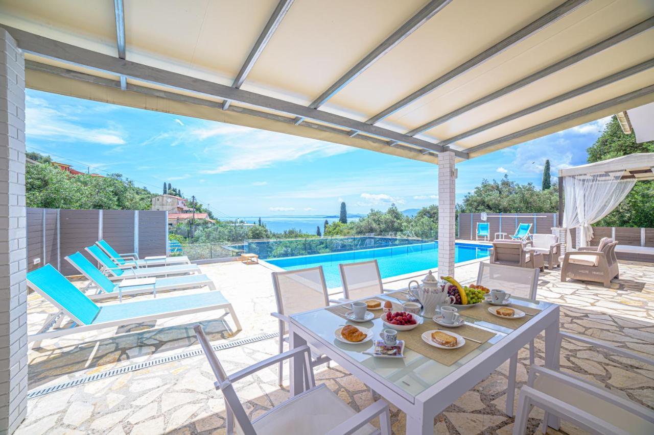 Hera-the Infinity Blue * Nisaki (Corfu)